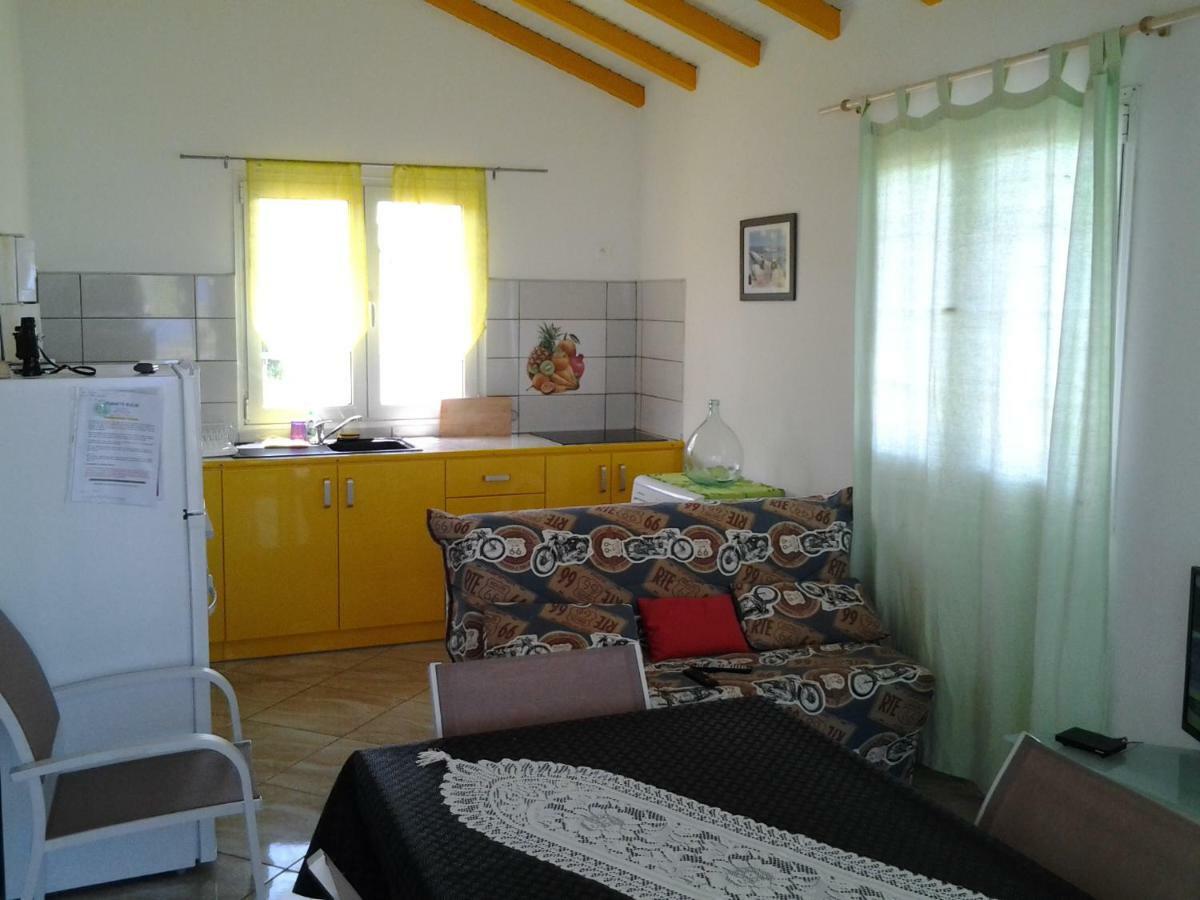 Planete Bleue Habitation Mes Desirs Villa Beaurenom Екстериор снимка